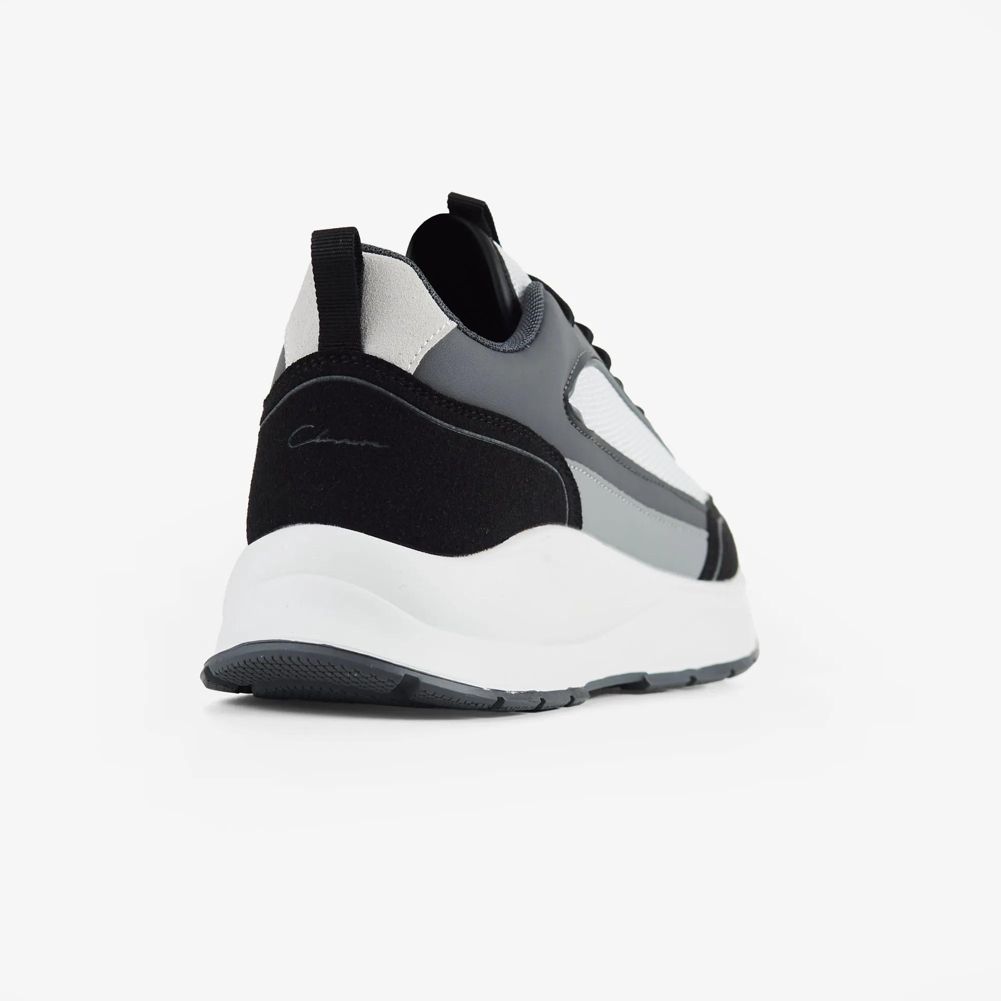 Premium Tech Runner | White Black