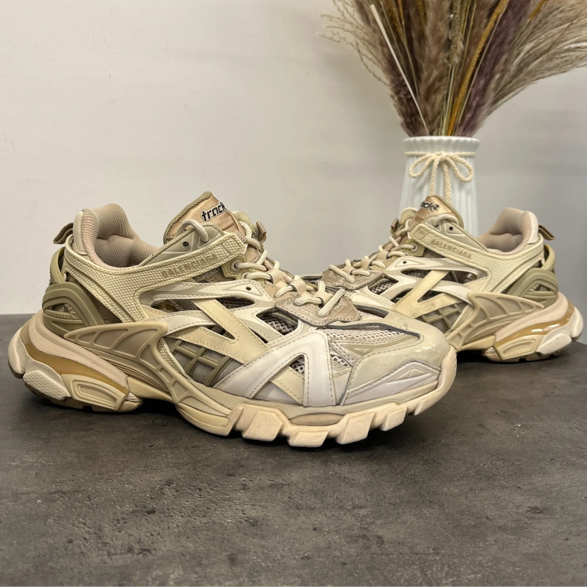 Women's Track 2 Low Trainers Beige Size EU 41 / UK 8